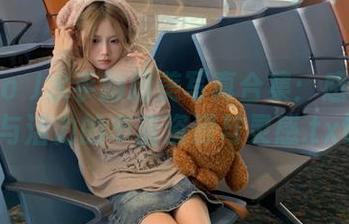 Umeko J水手服精美写真合集：感受青春与活力的丰富资源与灵感.txt
